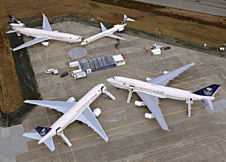 saudiaboeingplanes.jpg (21732 bytes)